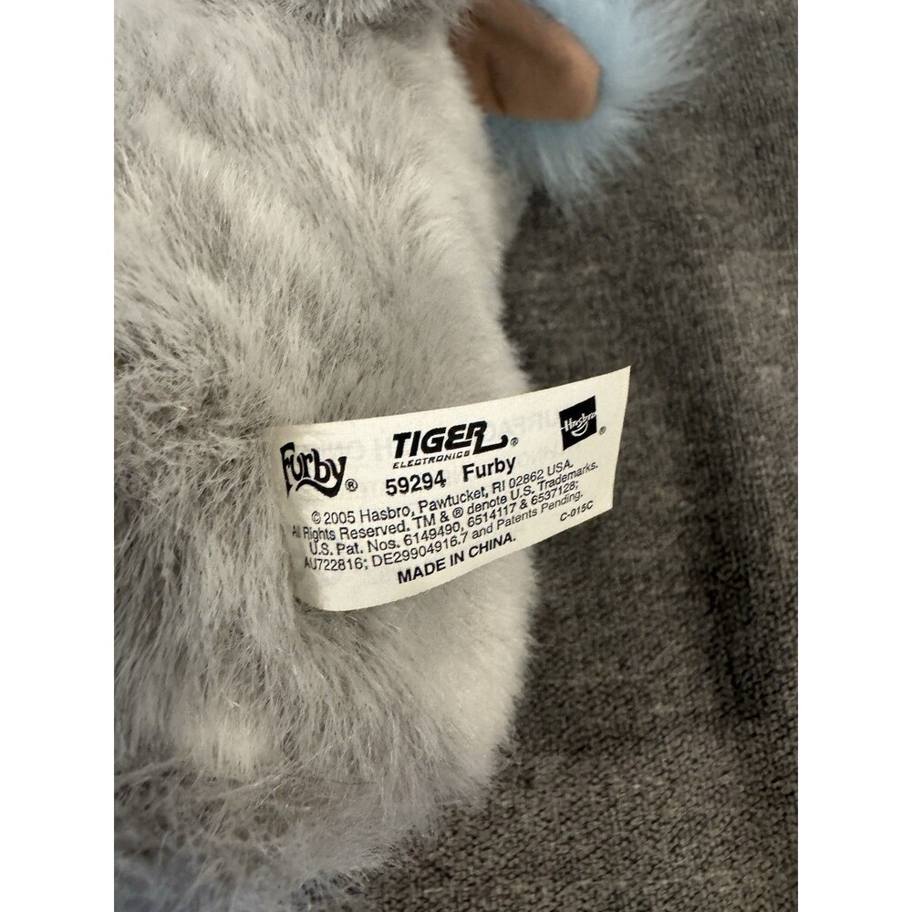 Furby Cloudy Sky 2005 emoto tronic model grey fur blue eyes Hasbro Rare Working - Picture 5 of 7